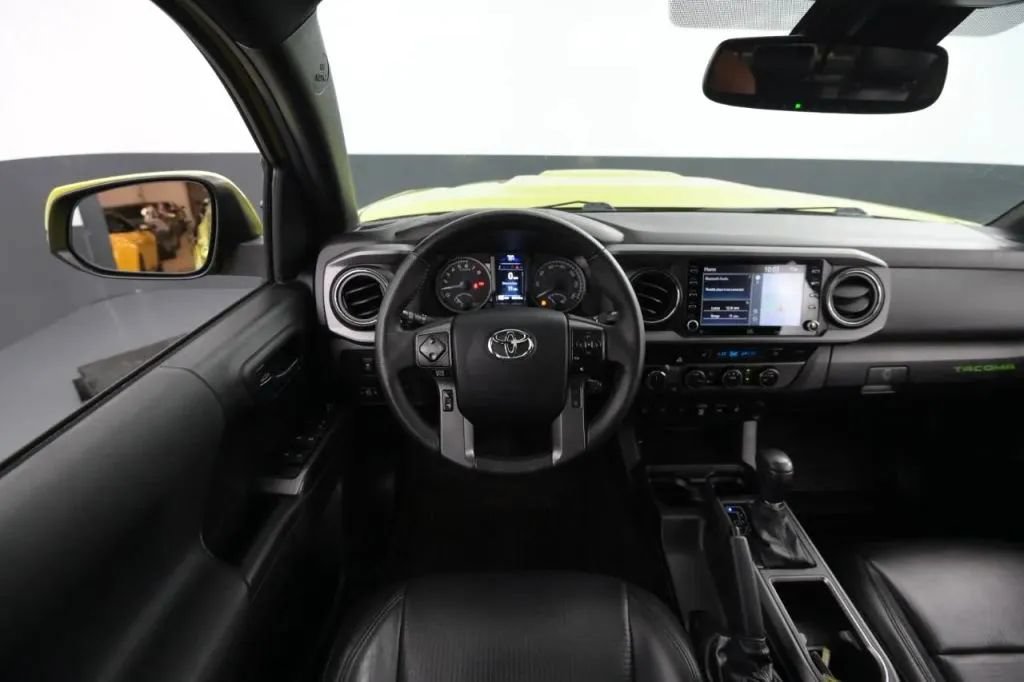 Used 2023 Toyota Tacoma TRD Sport w/ TRD Premium Sport Package AWD/4WD image 36
