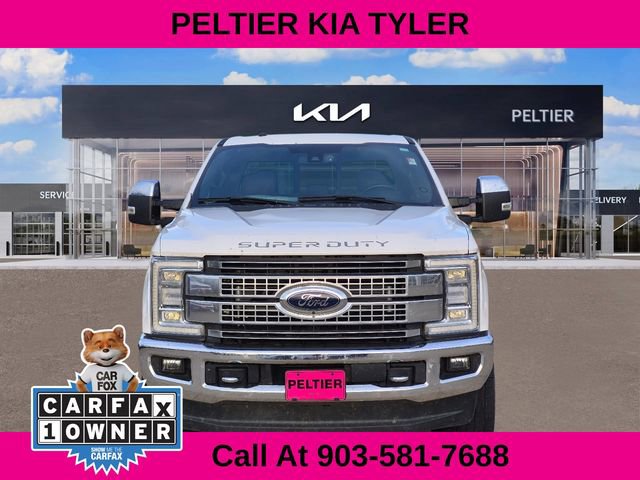Used 2018 Ford F250 Platinum w/ Platinum Ultimate Package image 2