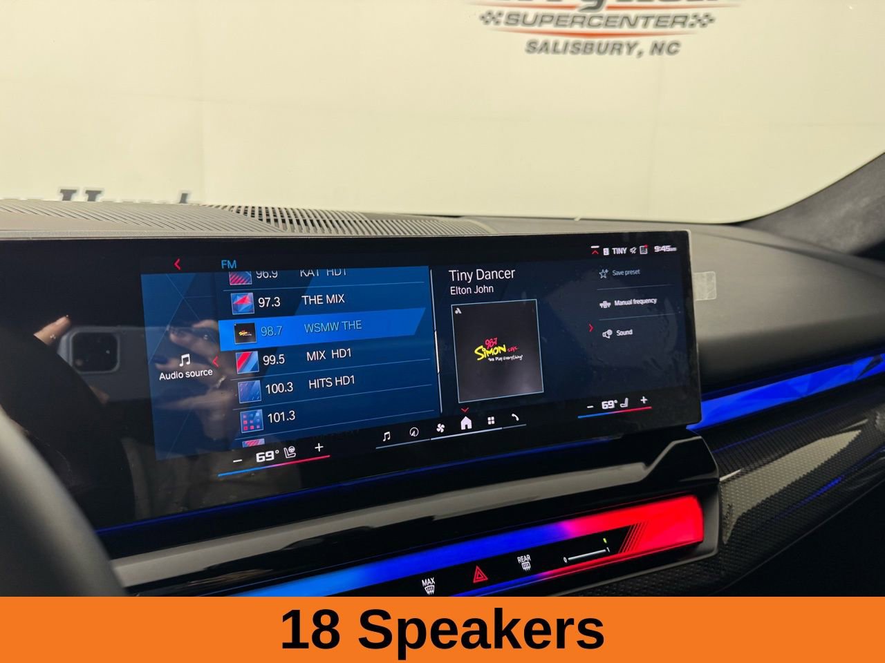 Used 2026 BMW M5 w/ Carbon Package image 18