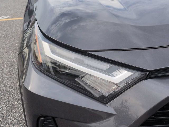 Certified 2022 Toyota RAV4 XLE w/ Convenience Package AWD/4WD image 10