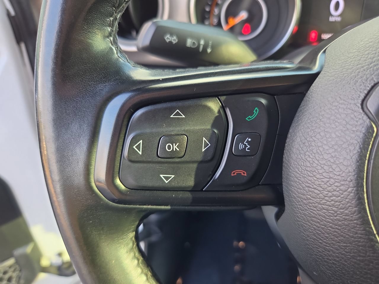 Used 2020 Jeep Gladiator Sport w/ Quick Order Package 24S AWD/4WD image 27