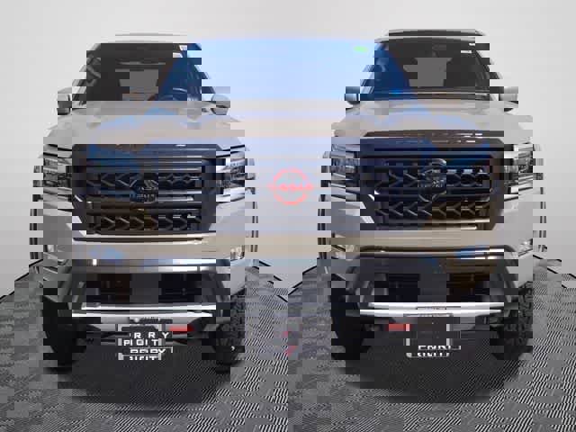 Used 2023 Nissan Frontier PRO-4X w/ Tow Package image 5