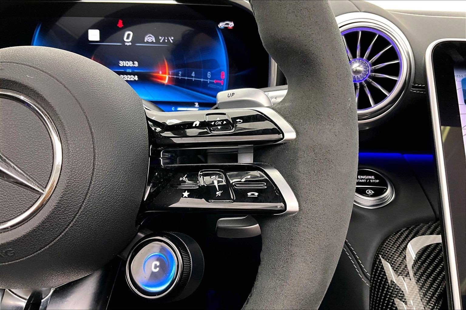 Certified 2022 Mercedes-Benz SL 63 AMG 4MATIC image 21