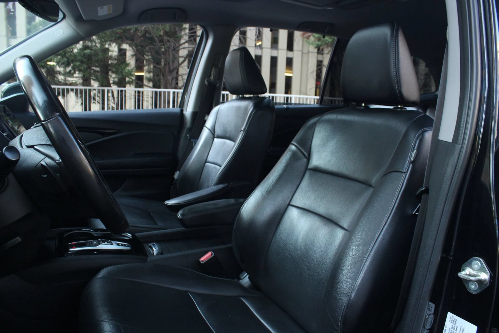 Used 2020 Honda Pilot Touring image 14