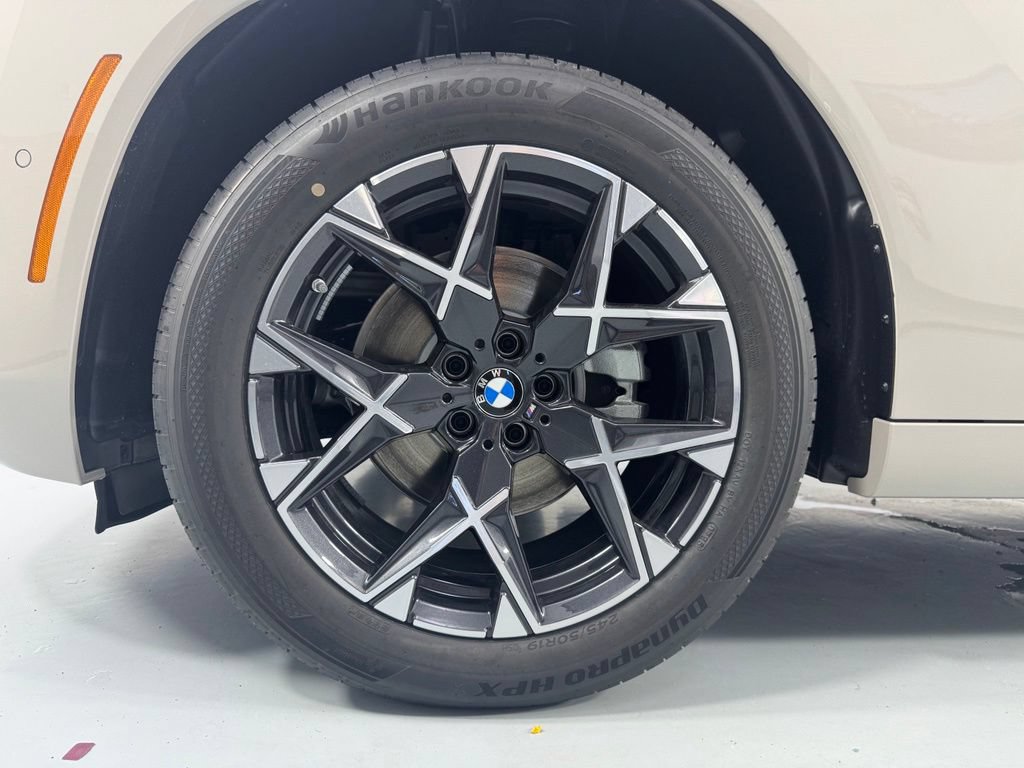 New 2026 BMW X3 xDrive30i w/ M Sport Package AWD/4WD image 11