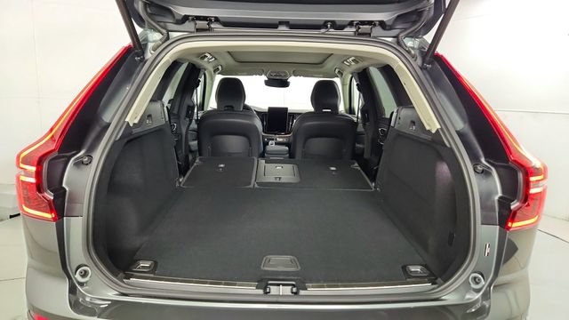 New 2026 Volvo XC60 B5 Plus w/ Protection Package AWD/4WD image 41