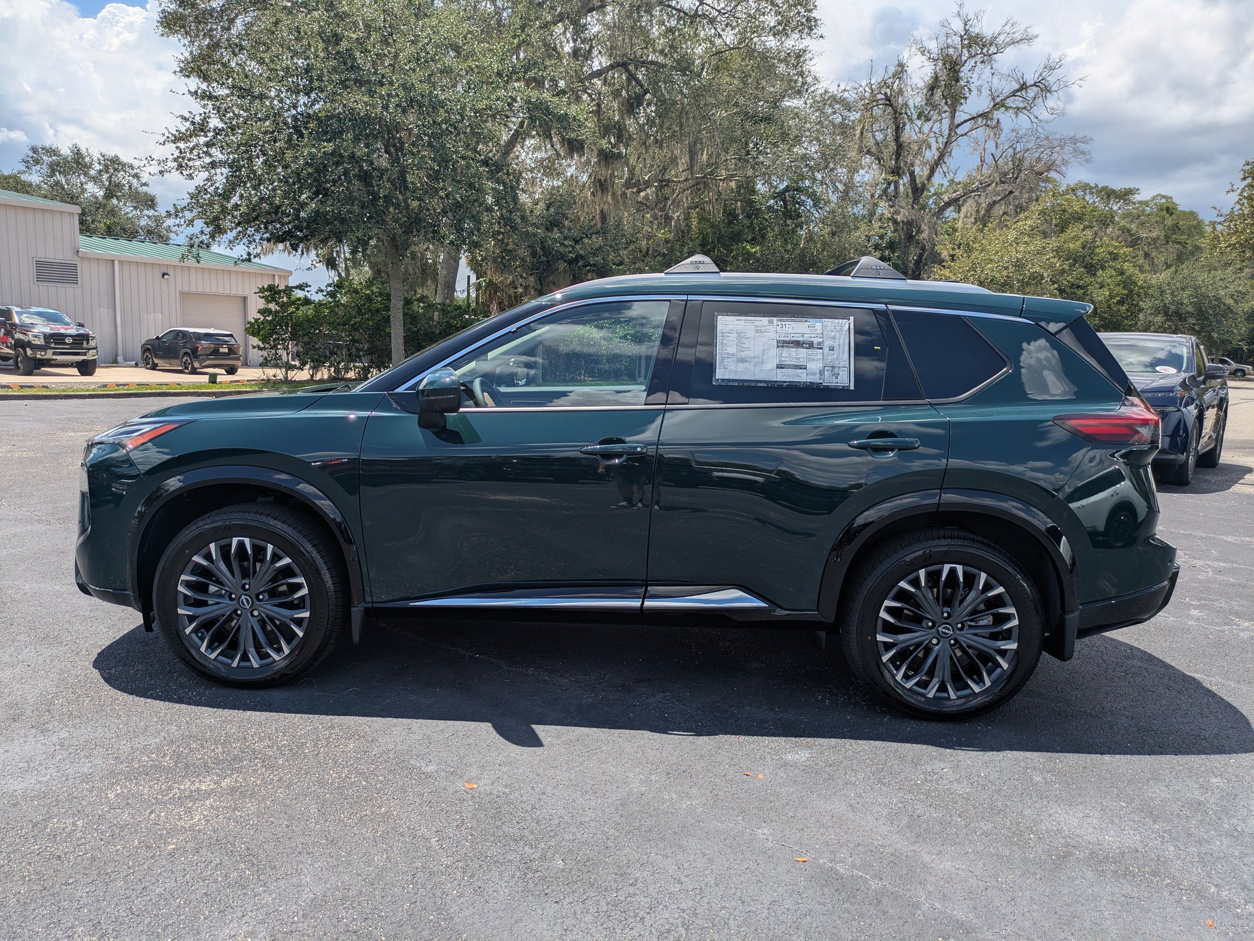 New 2026 Nissan Rogue Platinum AWD/4WD image 7