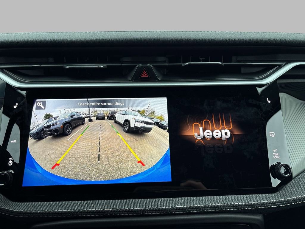 New 2026 Jeep Cherokee Laredo AWD/4WD image 7