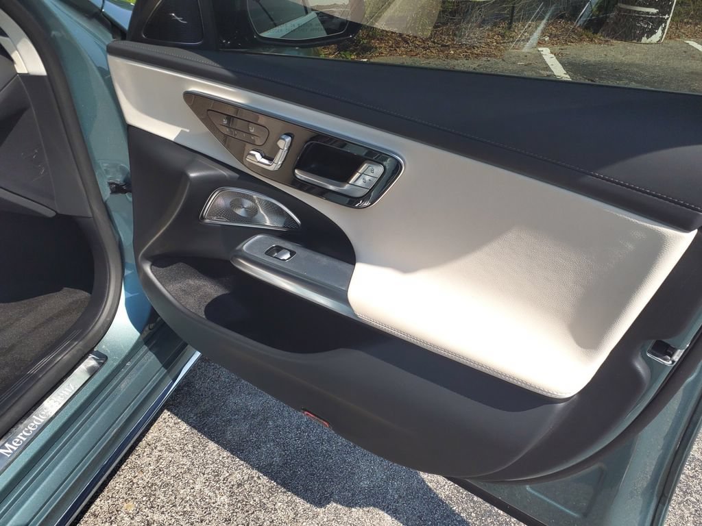 Certified 2025 Mercedes-Benz E 450 4MATIC Sedan image 11