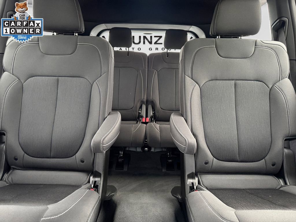 Used 2025 Jeep Grand Cherokee L Laredo w/ Luxury Tech Group I AWD/4WD image 16