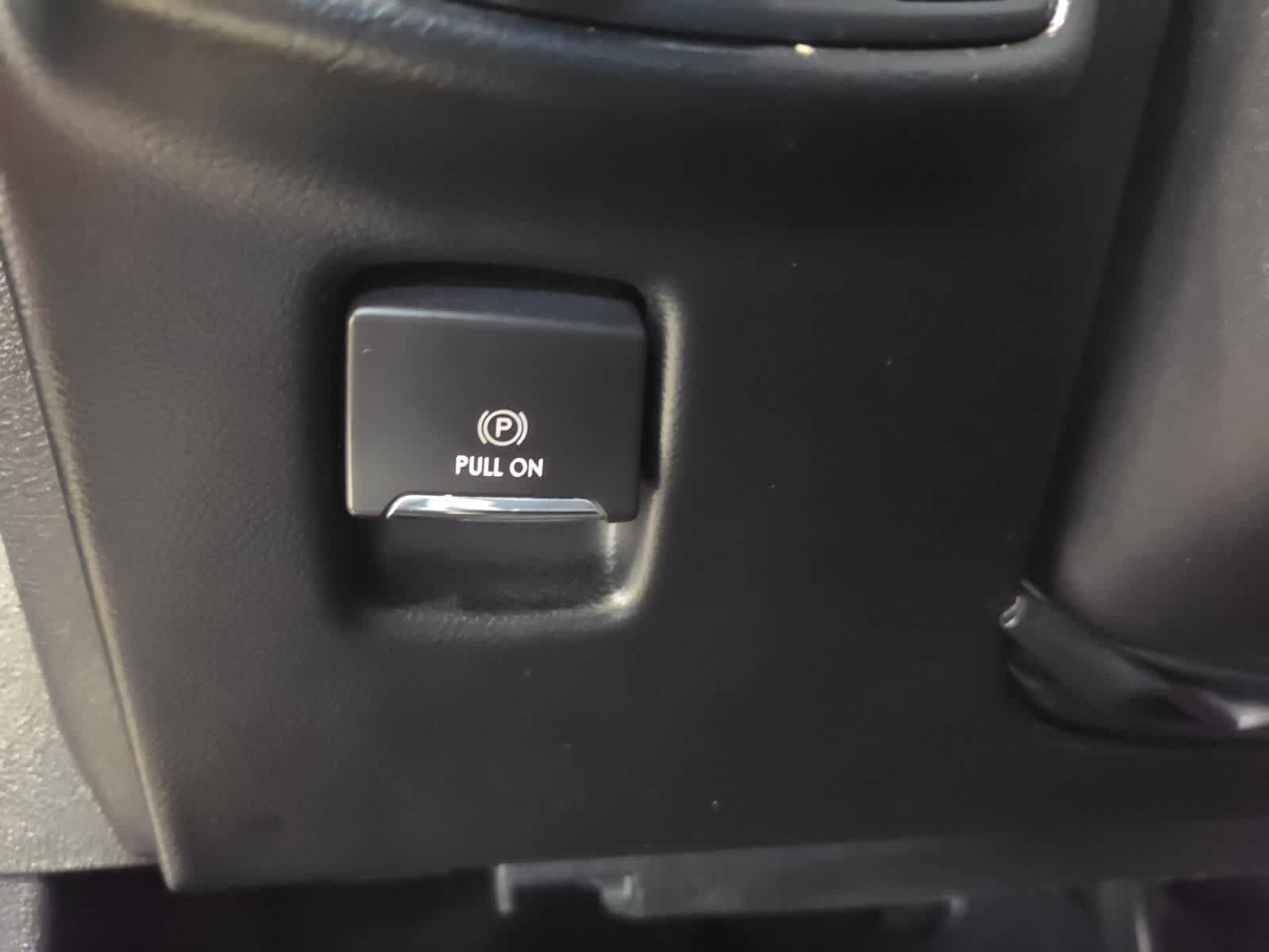Used 2018 Lincoln MKZ Premiere FWD image 19