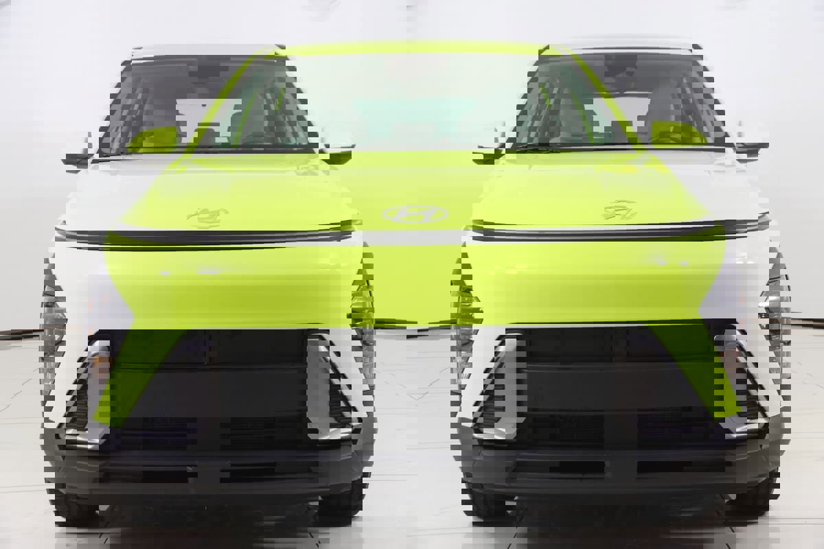 Used 2024 Hyundai Kona SE image 51