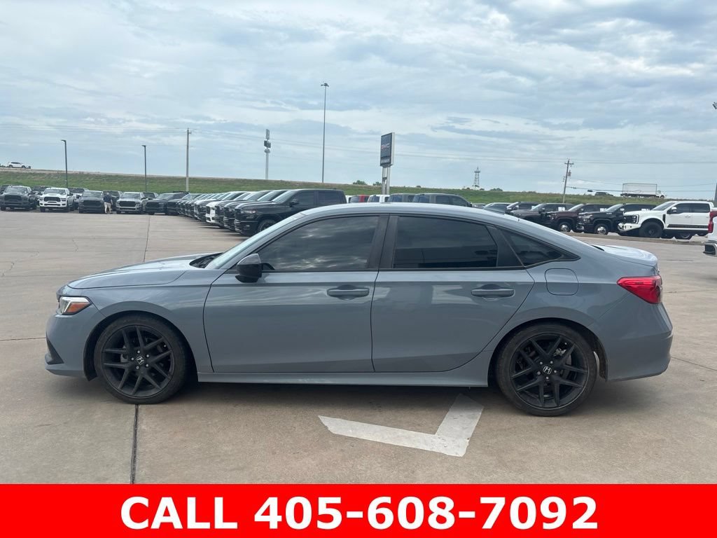 Used 2024 Honda Civic Sport image 3