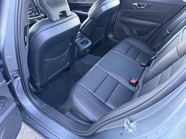 Used 2020 Volvo S60 T5 Momentum w/ Protection Package Premier image 9