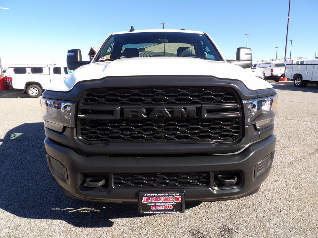 Used 2024 RAM 2500 Tradesman w/ Protection Group AWD/4WD image 12