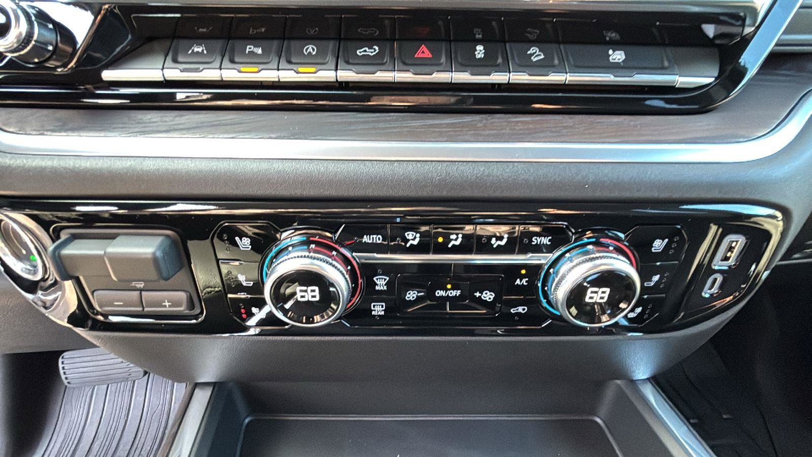 New 2026 GMC Sierra 1500 SLT w/ SLT Convenience Package image 21