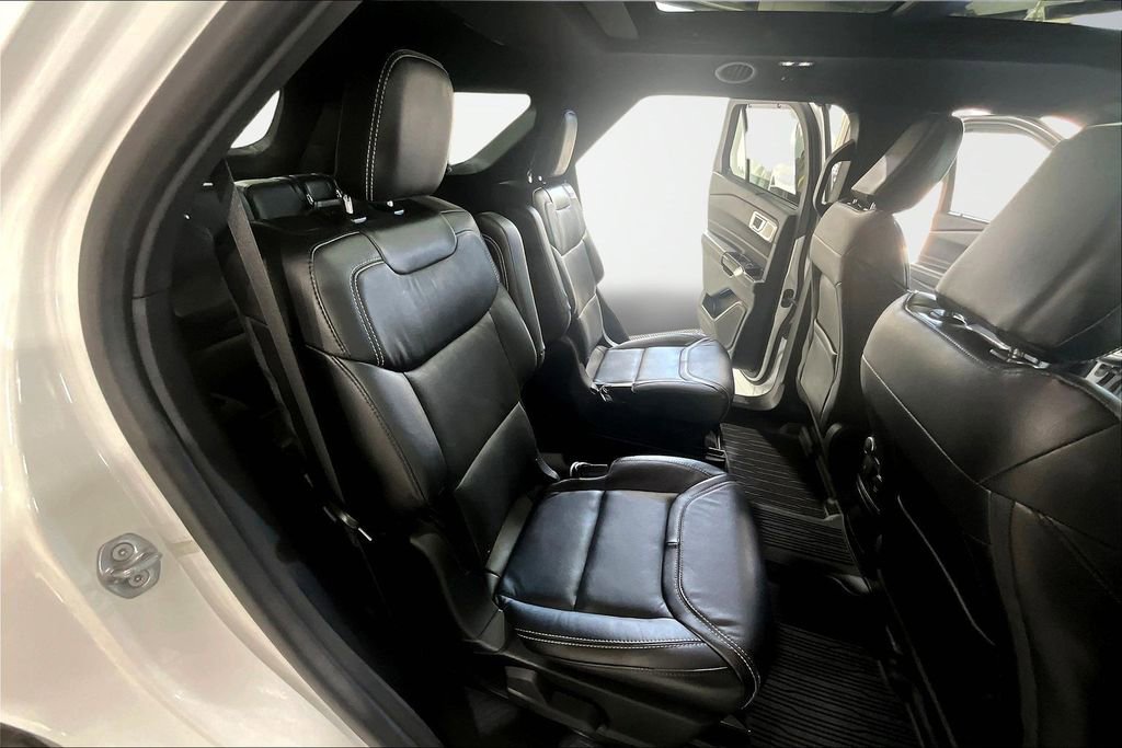 Used 2022 Ford Explorer ST w/ Equipment Group 401A image 28