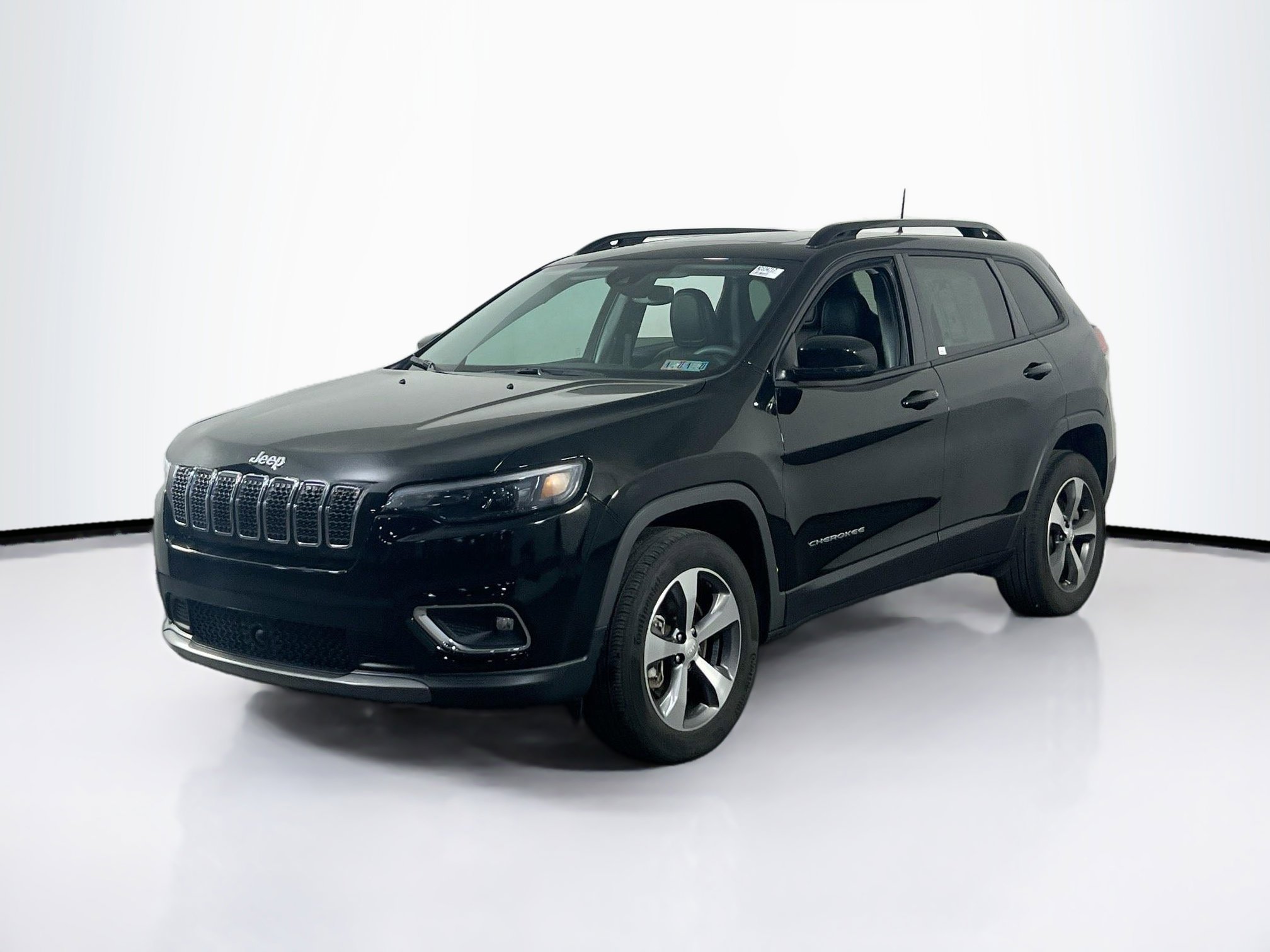 Used 2022 Jeep Cherokee Limited image 1