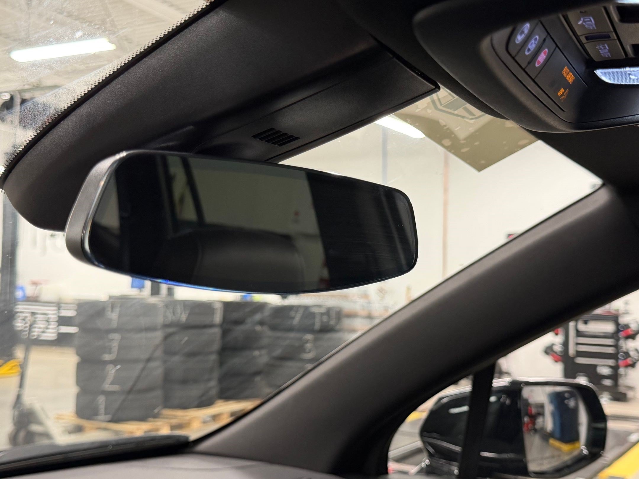 Certified 2025 Cadillac XT6 Luxury FWD image 41