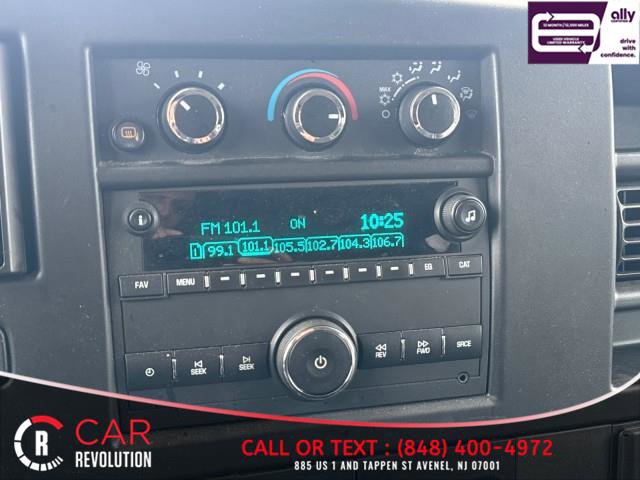 Used 2020 Chevrolet Express 3500 LS image 19