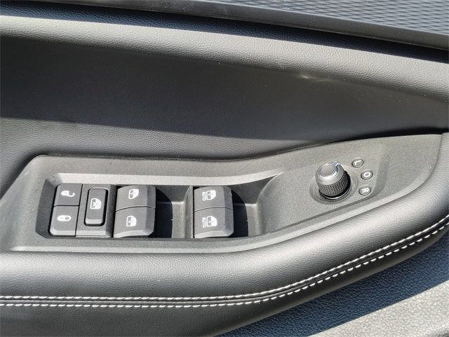 New 2025 Jeep Grand Cherokee L Laredo w/ Luxury Tech Group I image 13