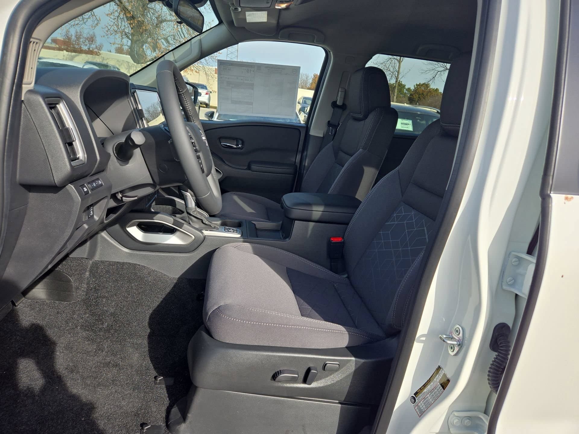 New 2026 Nissan Frontier SV w/ SV Convenience Package AWD/4WD image 10