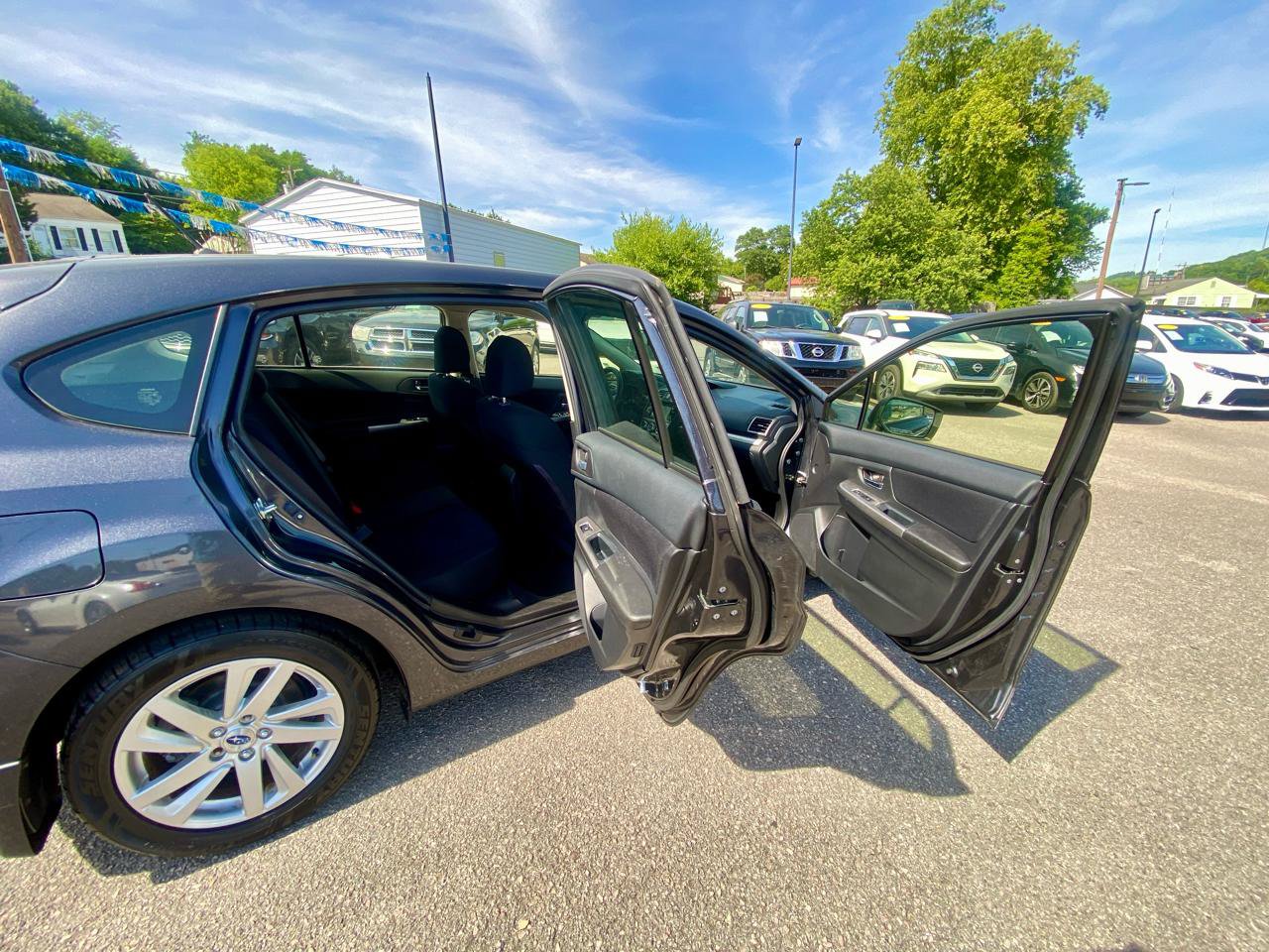 Used 2015 Subaru Impreza 2.0i Premium AWD/4WD image 11
