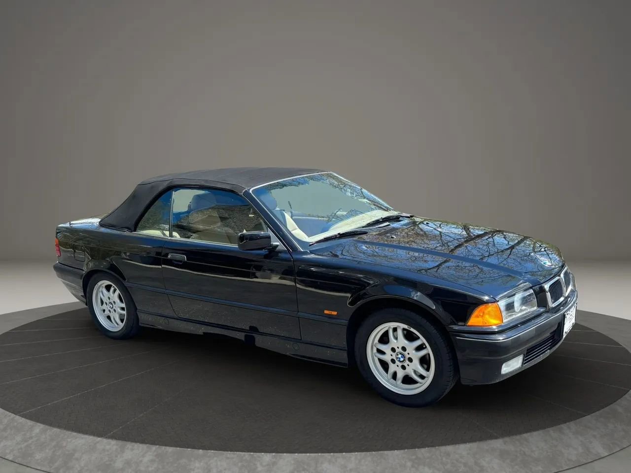 Used 1997 BMW 328i Convertible RWD image 10