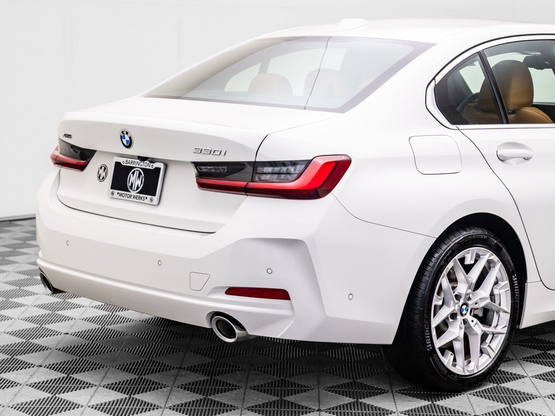 New 2025 BMW 330i xDrive Sedan w/ M Sport Package image 31