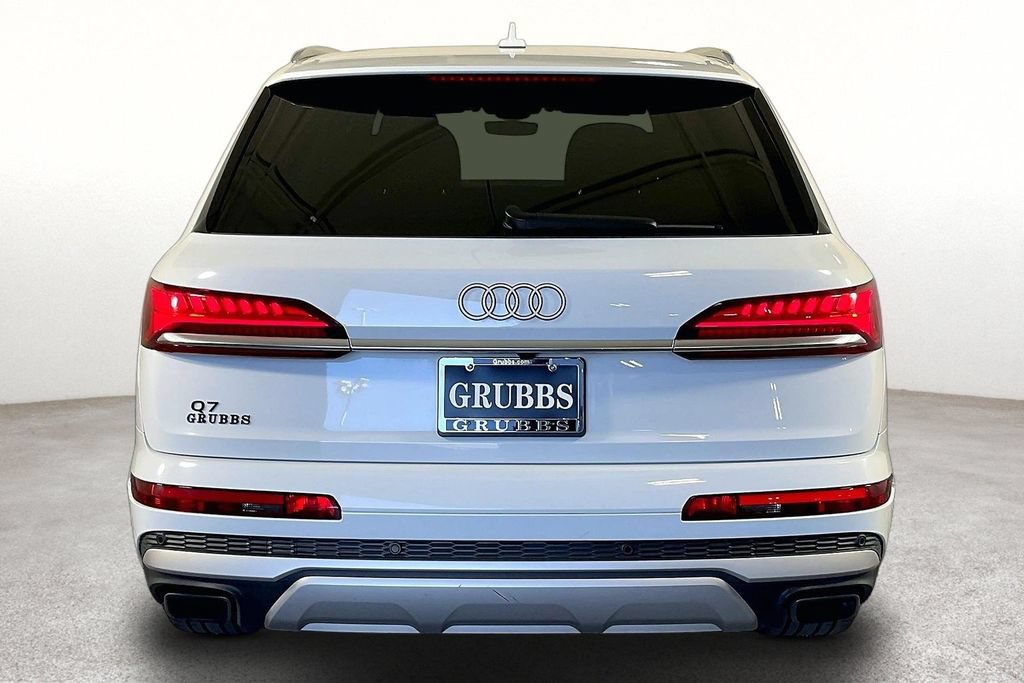 Used 2025 Audi Q7 3.0T Premium Plus AWD/4WD image 5