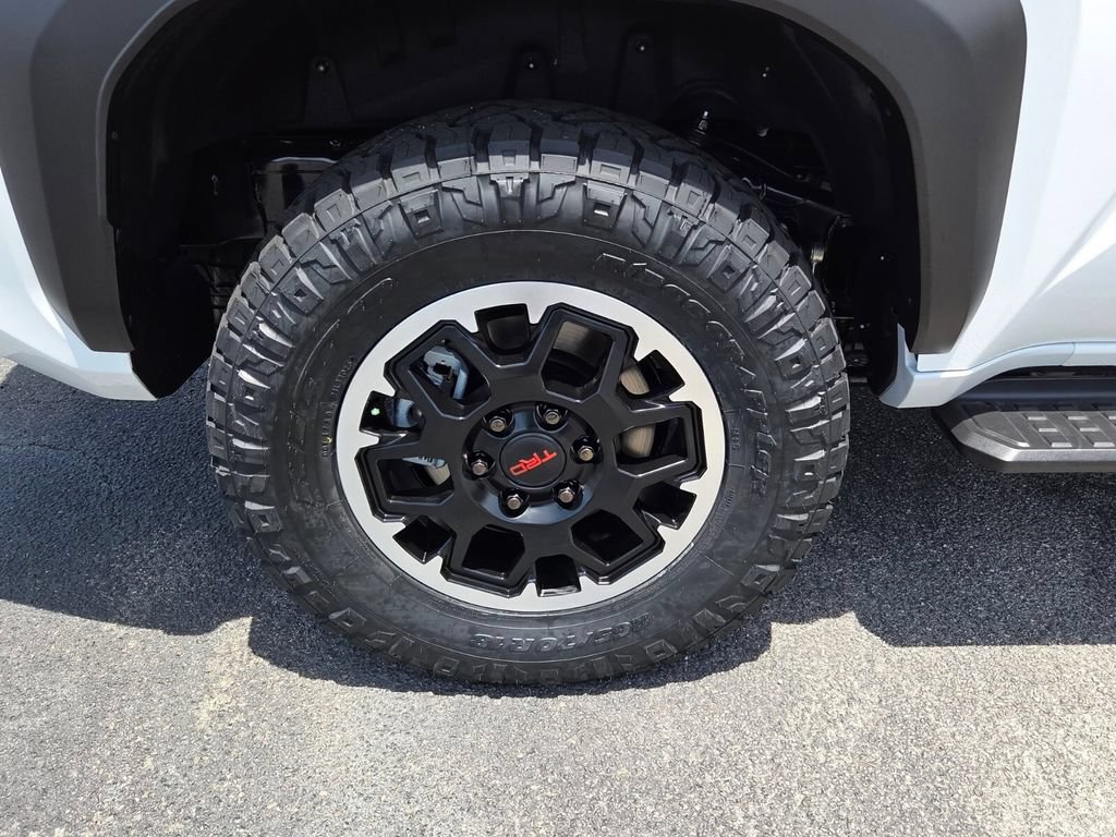 New 2026 Toyota 4Runner TRD Off-Road Premium AWD/4WD image 15