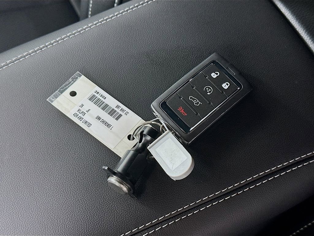 New 2026 Jeep Grand Cherokee L Limited image 20