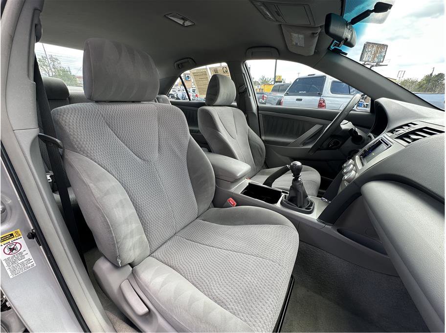 Used 2011 Toyota Camry FWD image 14