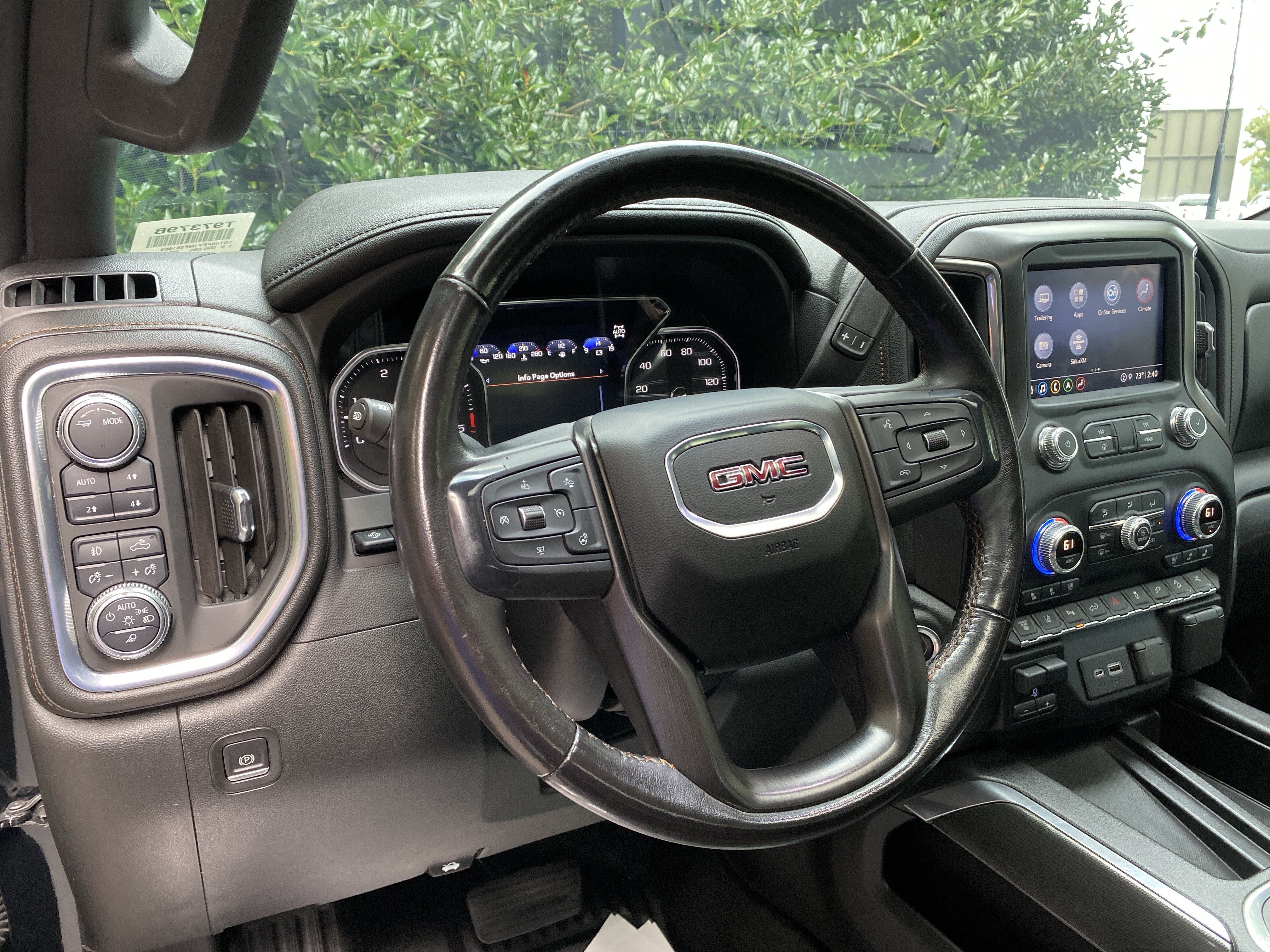 Used 2021 GMC Sierra 2500 AT4 w/ AT4 Premium Plus Package AWD/4WD image 17