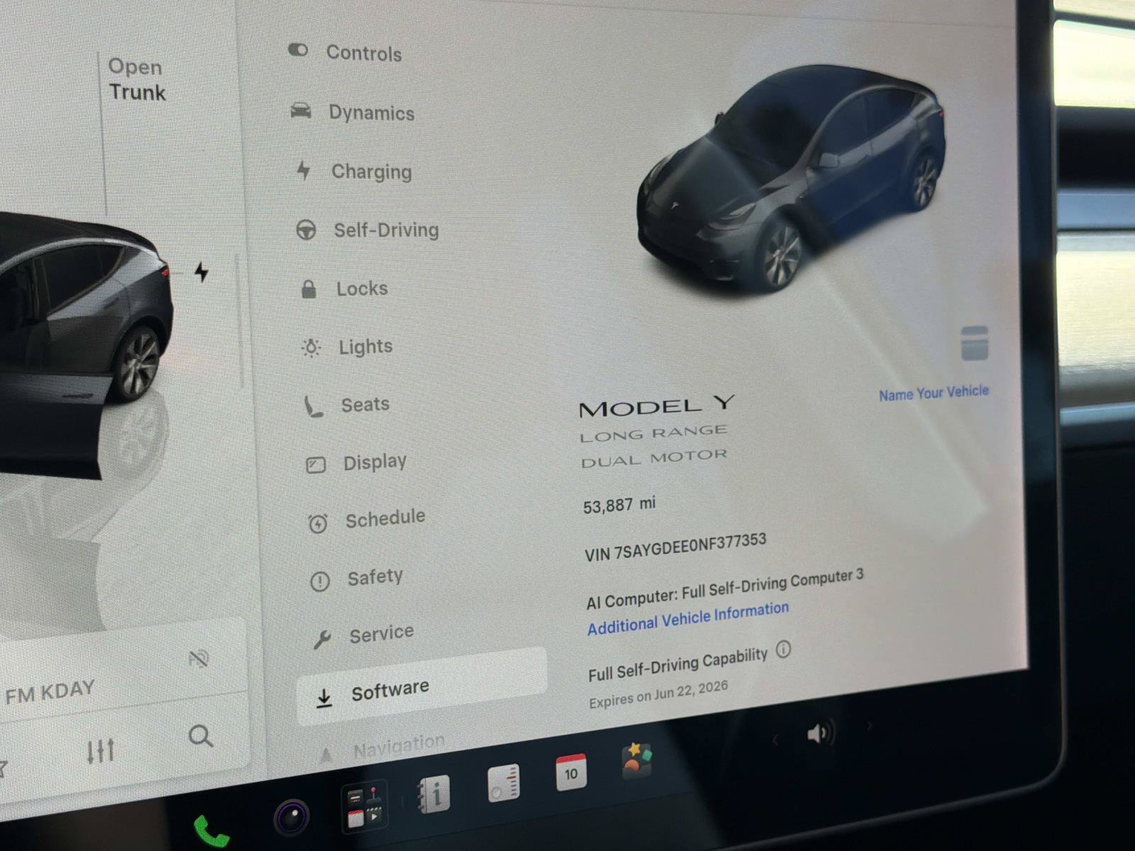 Used 2022 Tesla Model Y Long Range AWD/4WD image 19