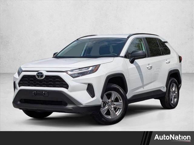 Used 2025 Toyota RAV4 LE AWD/4WD image 1