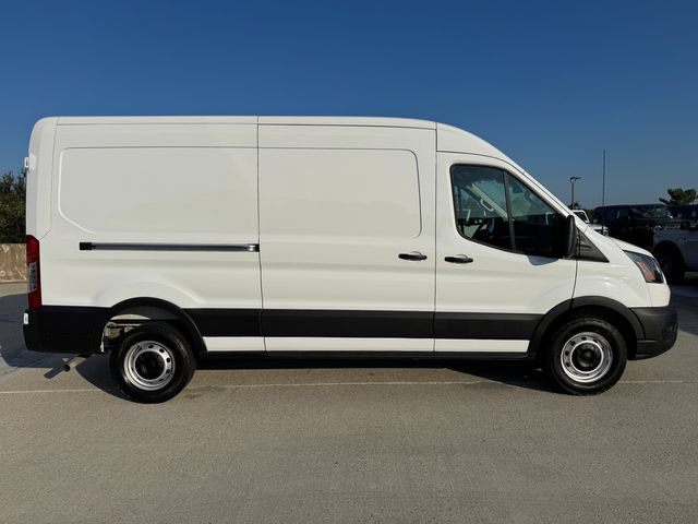 Used 2025 Ford Transit 250 148 Medium Roof RWD image 4
