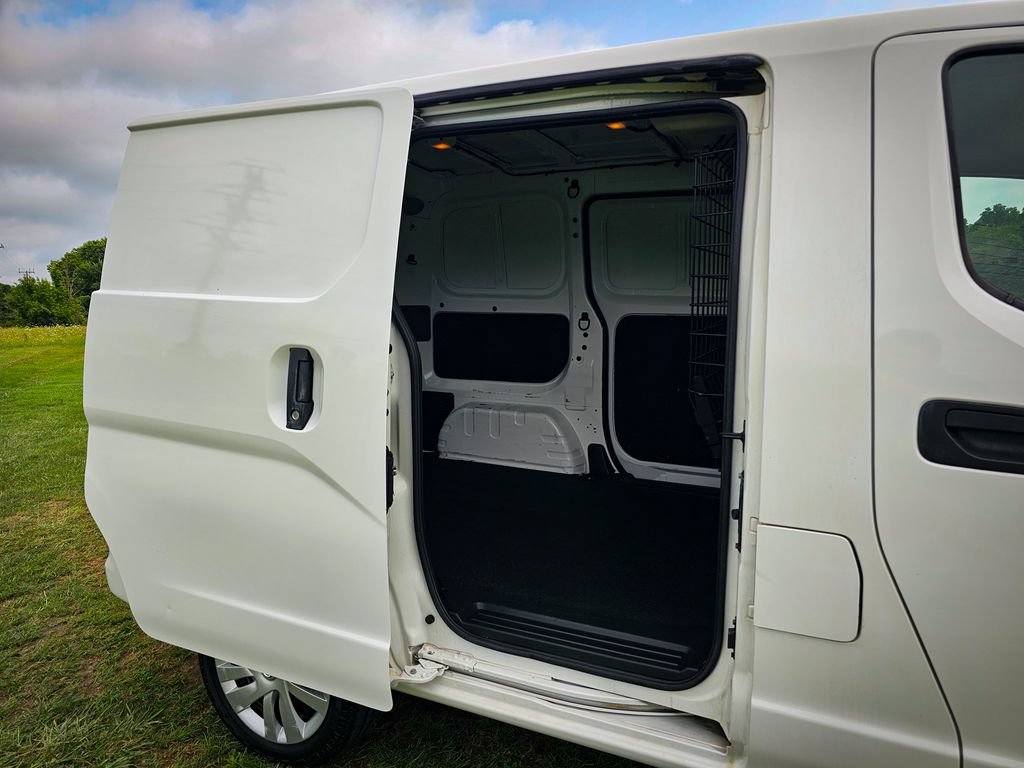 Used 2021 Nissan NV200 SV w/ Back Door Glass Package FWD image 30