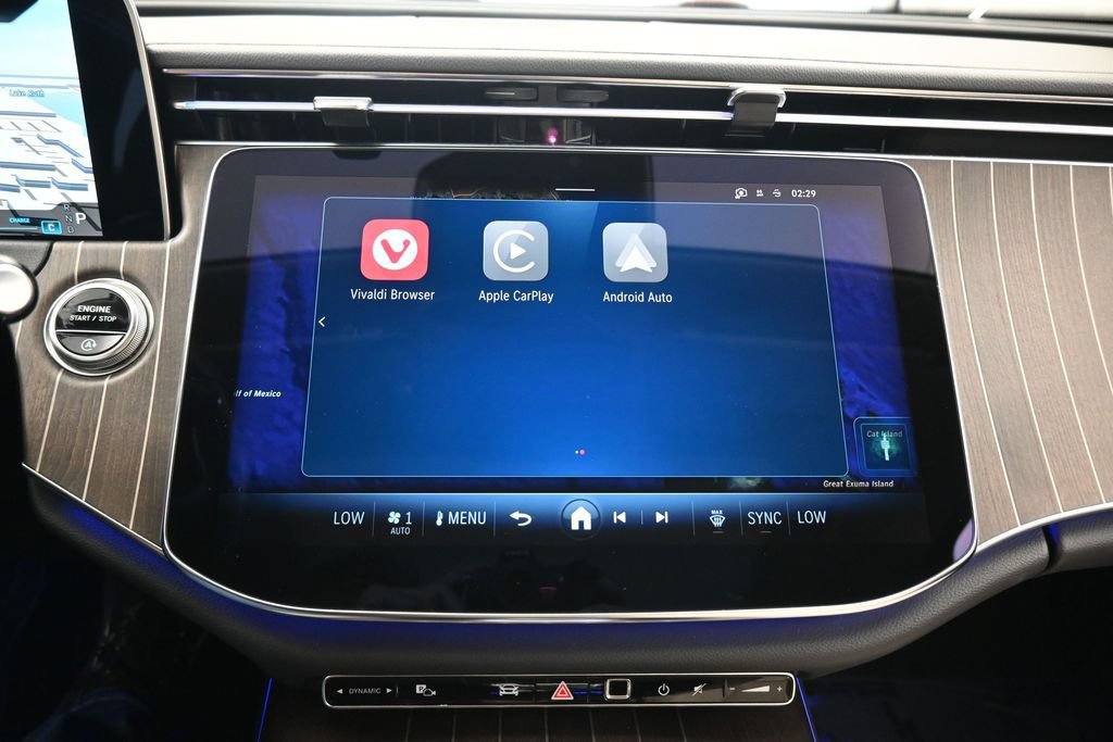 Used 2025 Mercedes-Benz E 350 Sedan w/ Winter Package image 26