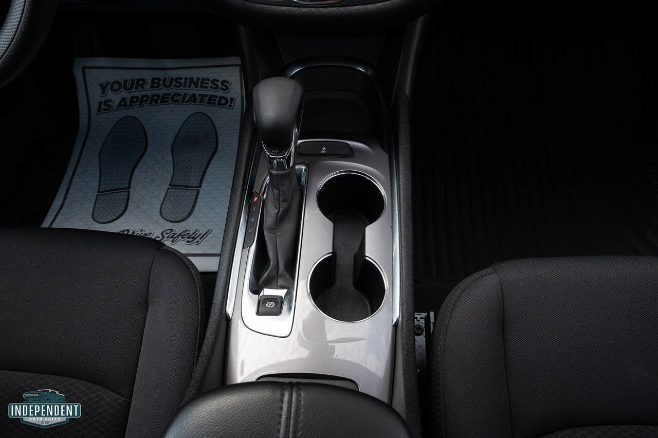 Used 2022 Chevrolet Malibu LT image 14