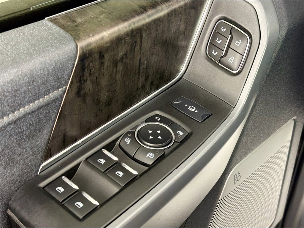 Used 2024 Ford F250 Lariat w/ Lariat Ultimate Package image 17