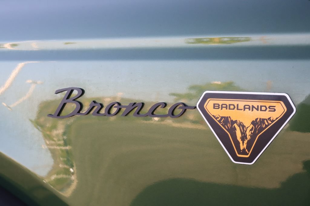 Used 2023 Ford Bronco Badlands AWD/4WD image 39