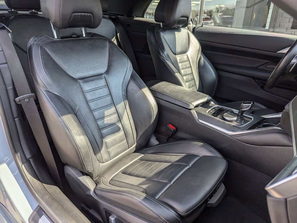 Used 2022 BMW M440i Convertible w/ Premium Package image 37