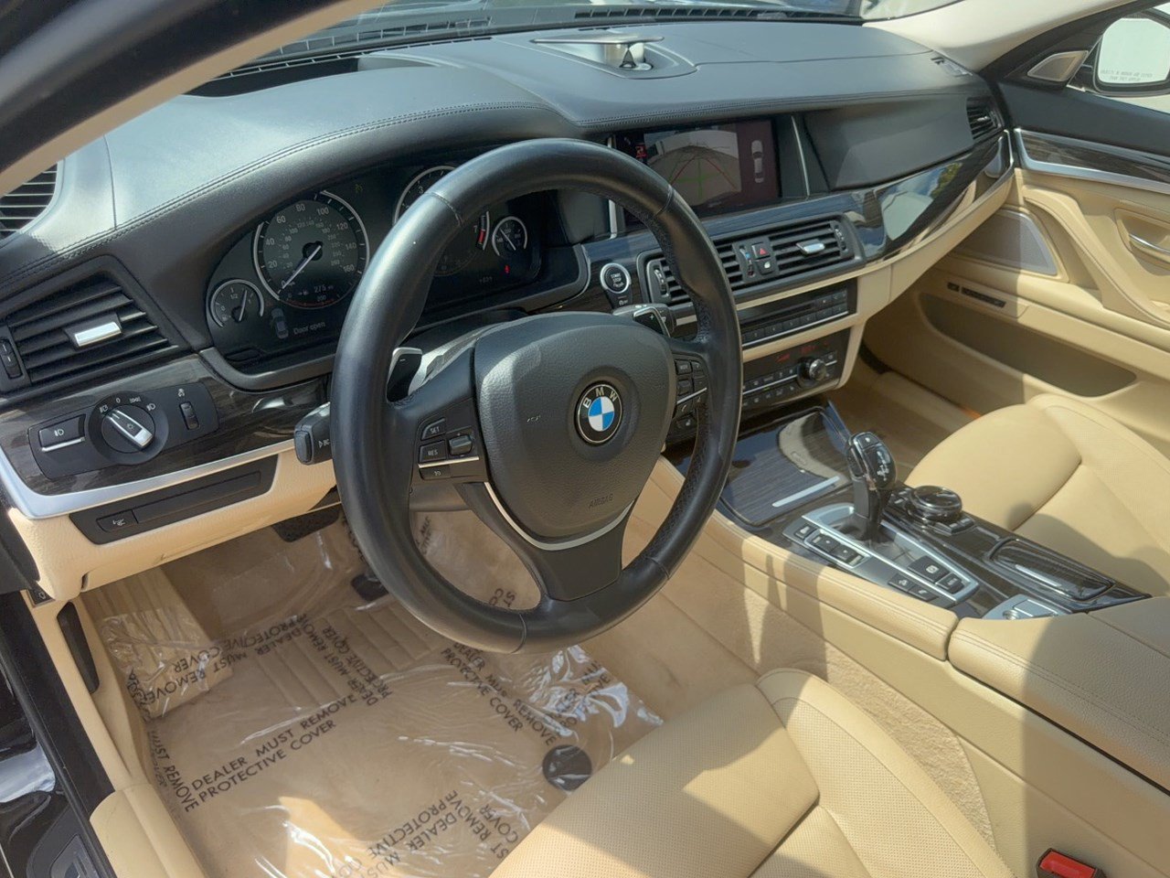 Used 2015 BMW 550i xDrive Sedan AWD/4WD image 4