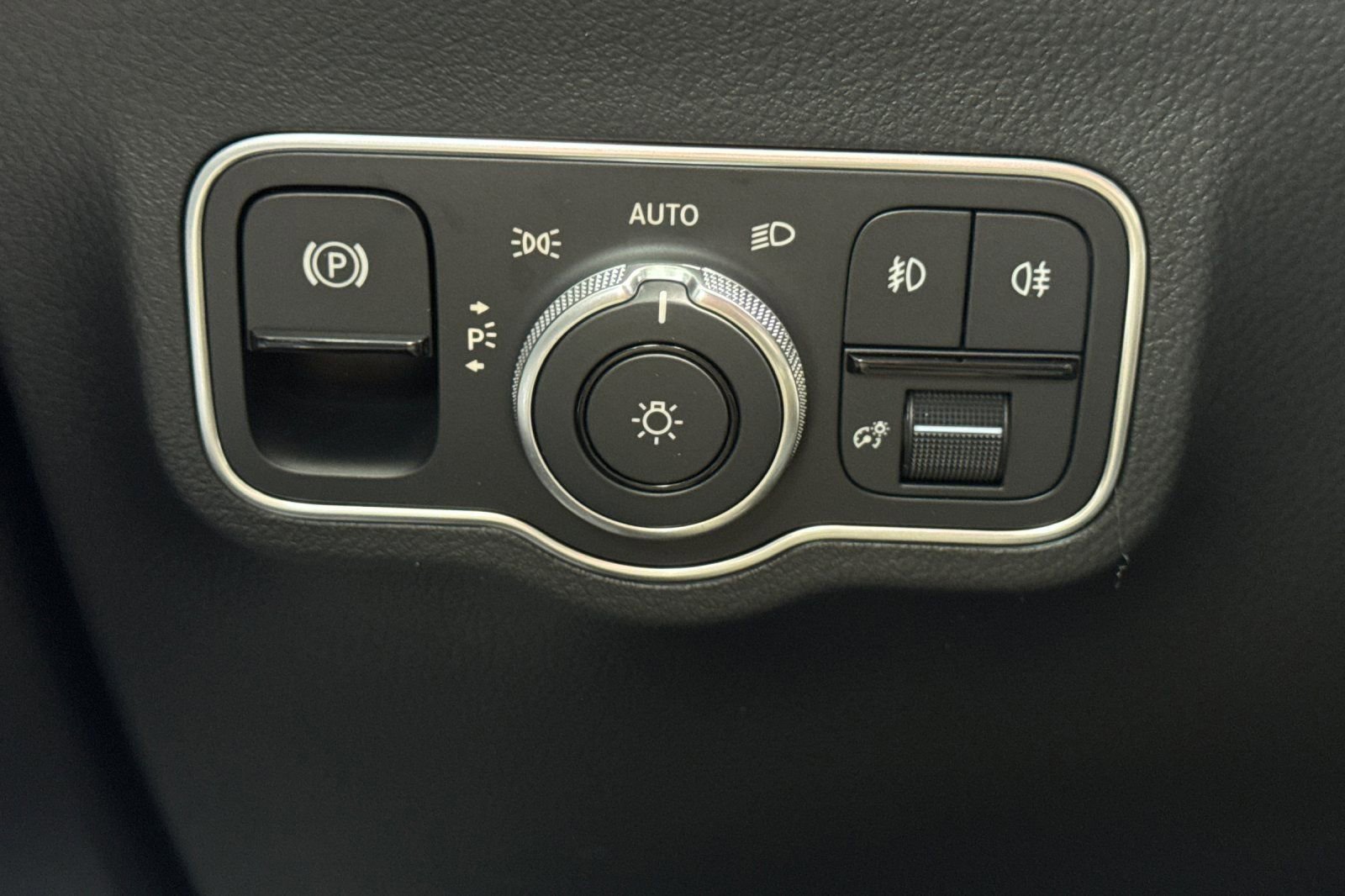 New 2026 Mercedes-Benz GLA 250 image 27