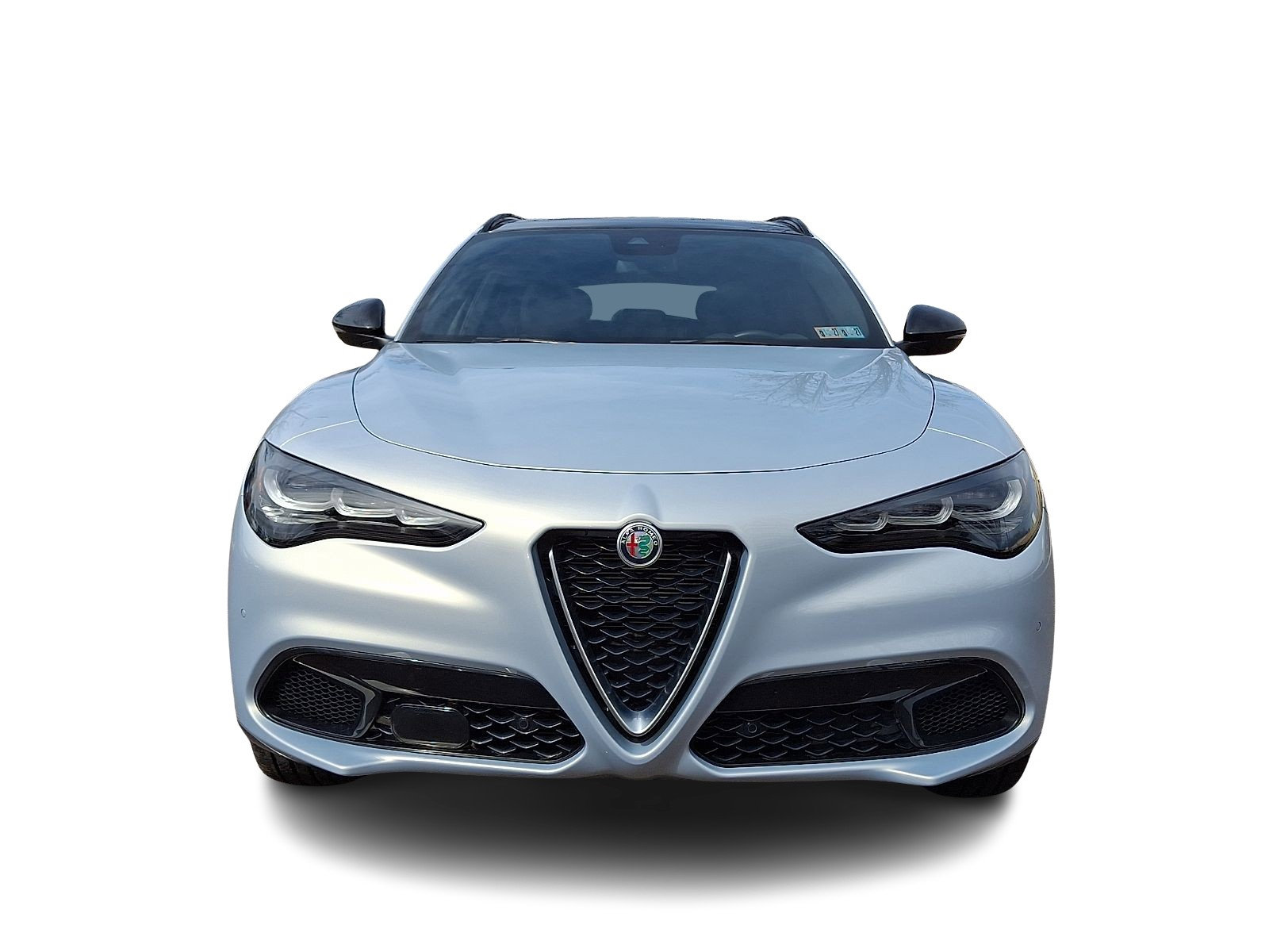 Used 2024 Alfa Romeo Stelvio Ti image 2