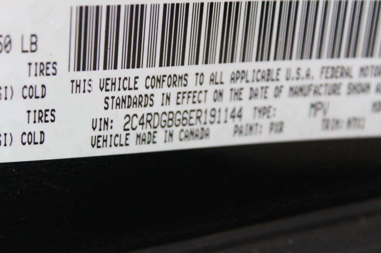 Used 2014 Dodge Grand Caravan SE FWD image 11