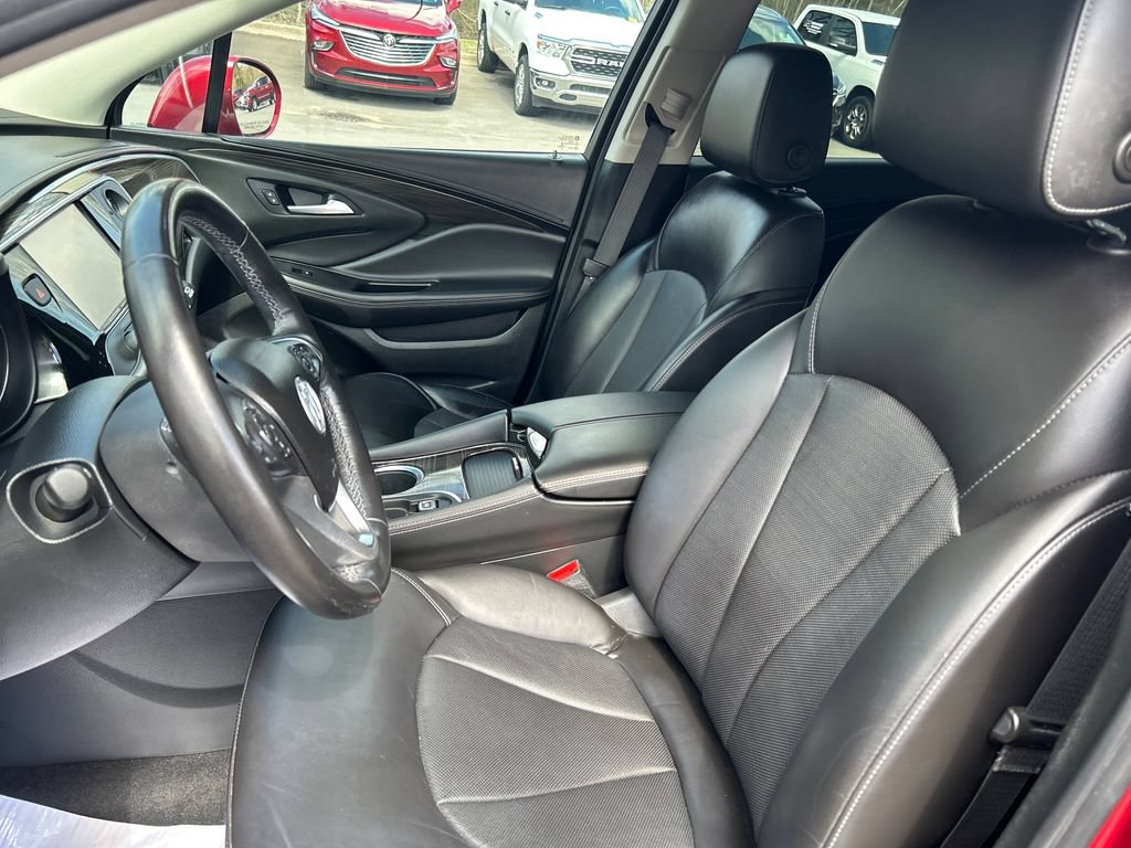 Used 2020 Buick Envision Essence FWD image 13