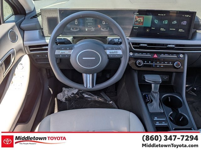 Used 2025 Hyundai Sonata SE FWD image 31
