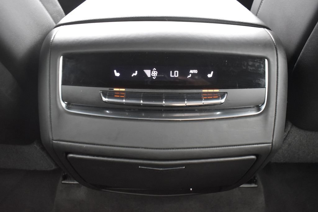 Certified 2024 Cadillac Escalade ESV V w/ LPO, ONYX Package AWD/4WD image 28